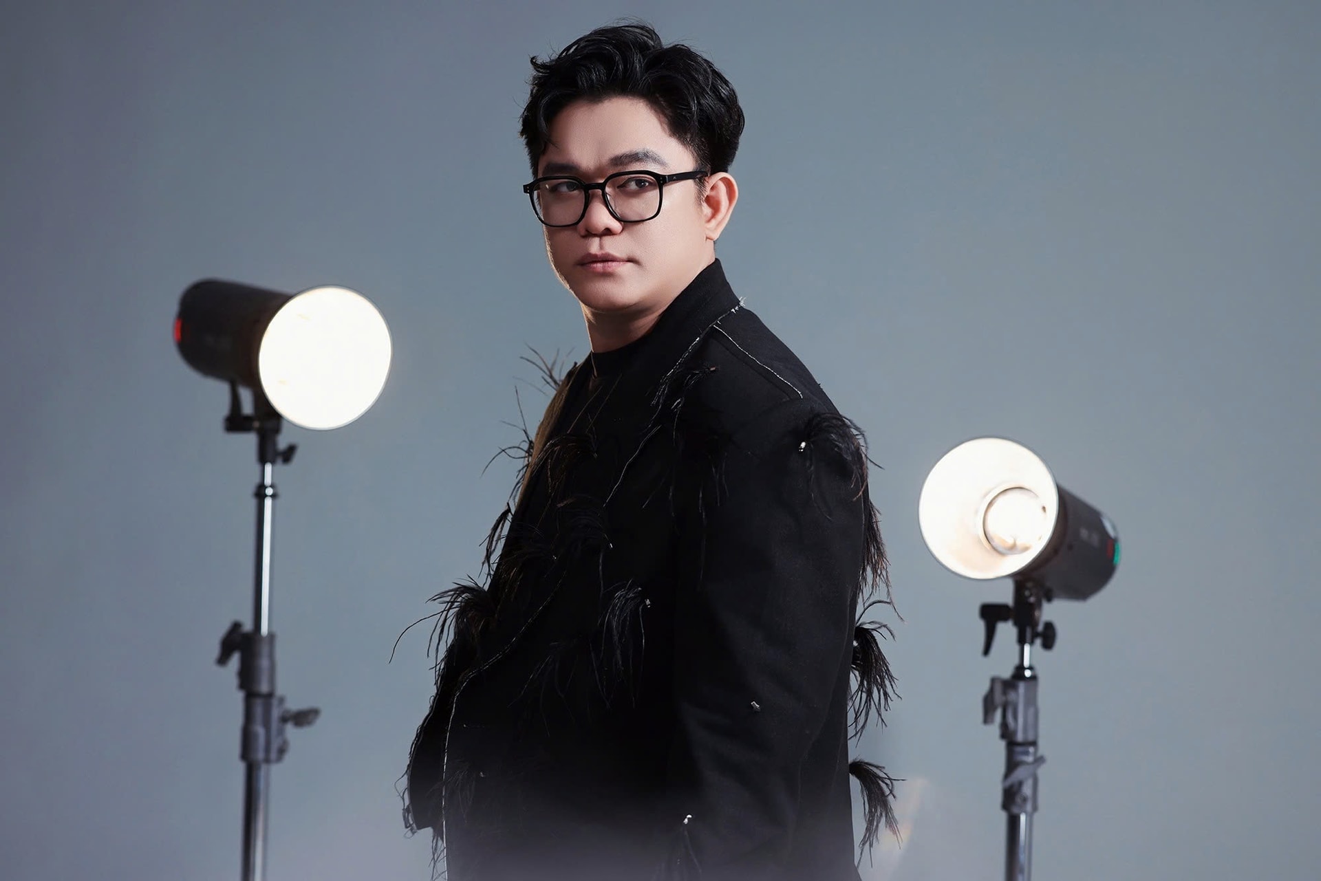 Nhac si Dong Thien Duc viet nhac tri an nguoi linh